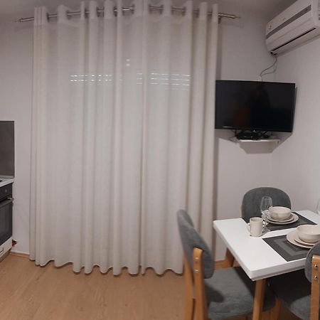 Comfy Apartment- Sunny Balcony 티라나 외부 사진