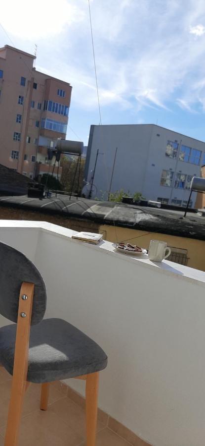 Comfy Apartment- Sunny Balcony 티라나 외부 사진
